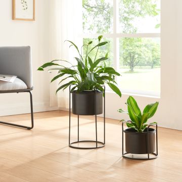 Set de 2 porte-plantes Osen de tailles variées métal noir [en.casa]